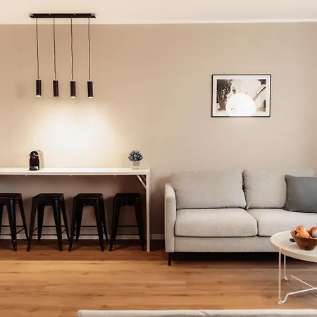 Nuva - Friesenplatz Apartman
