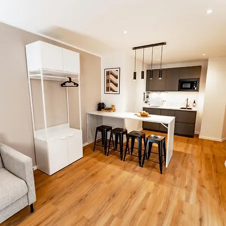 Nuva - Friesenplatz * كولونيا